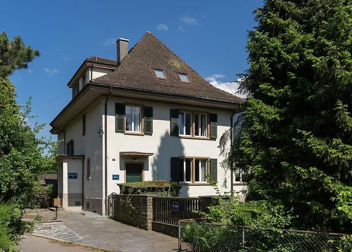 Boutique J87 Villa