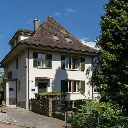 Boutique J87 Villa